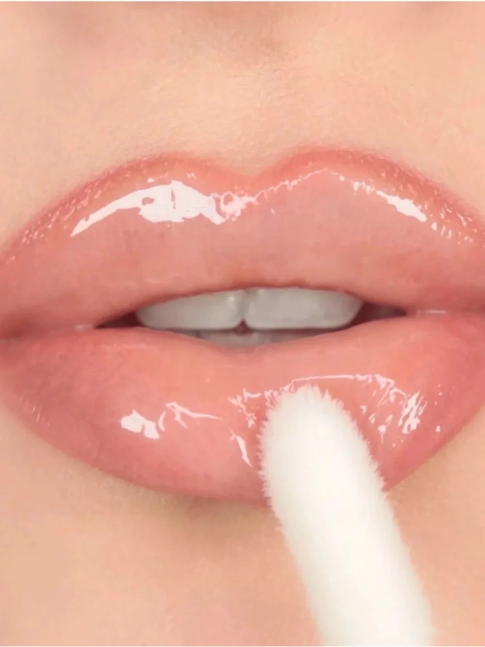 Revolution Hydra Bomb Clear Lip Gloss - Transparent